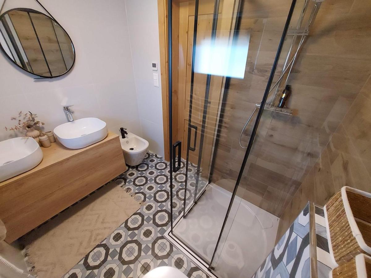 Chalupy Tri Grose Vlasky Bešeňová Exterior foto