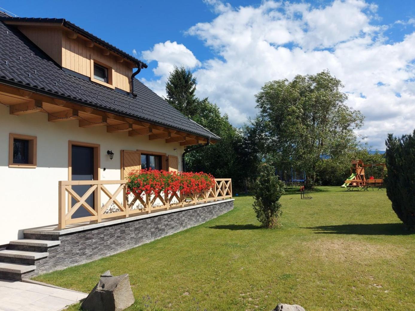 Chalupy Tri Grose Vlasky Bešeňová Exterior foto