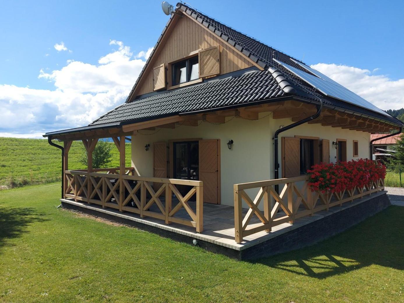 Chalupy Tri Grose Vlasky Bešeňová Exterior foto